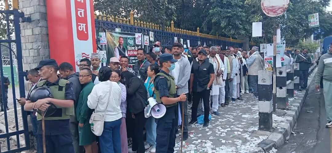 नेतृत्वको लागि १०३ पटकसम्म मतदानदेखि ४९ दिनसम्म चलेका महाधिवेशनहरुः पार्टी महाधिवेशनको रौनकता र भद्रगोलपन